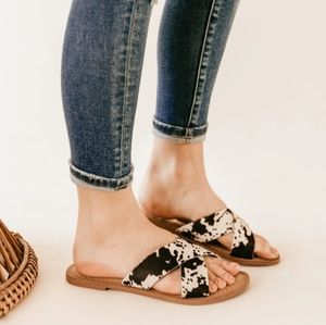 Naughty monkey sandles